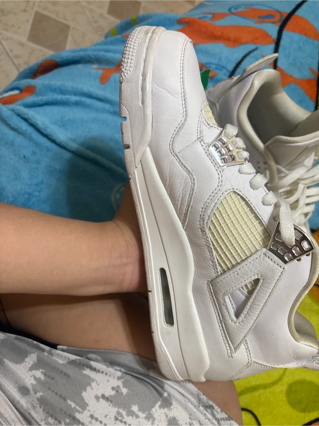 Air Jordan 4 pure money image indicator(6)