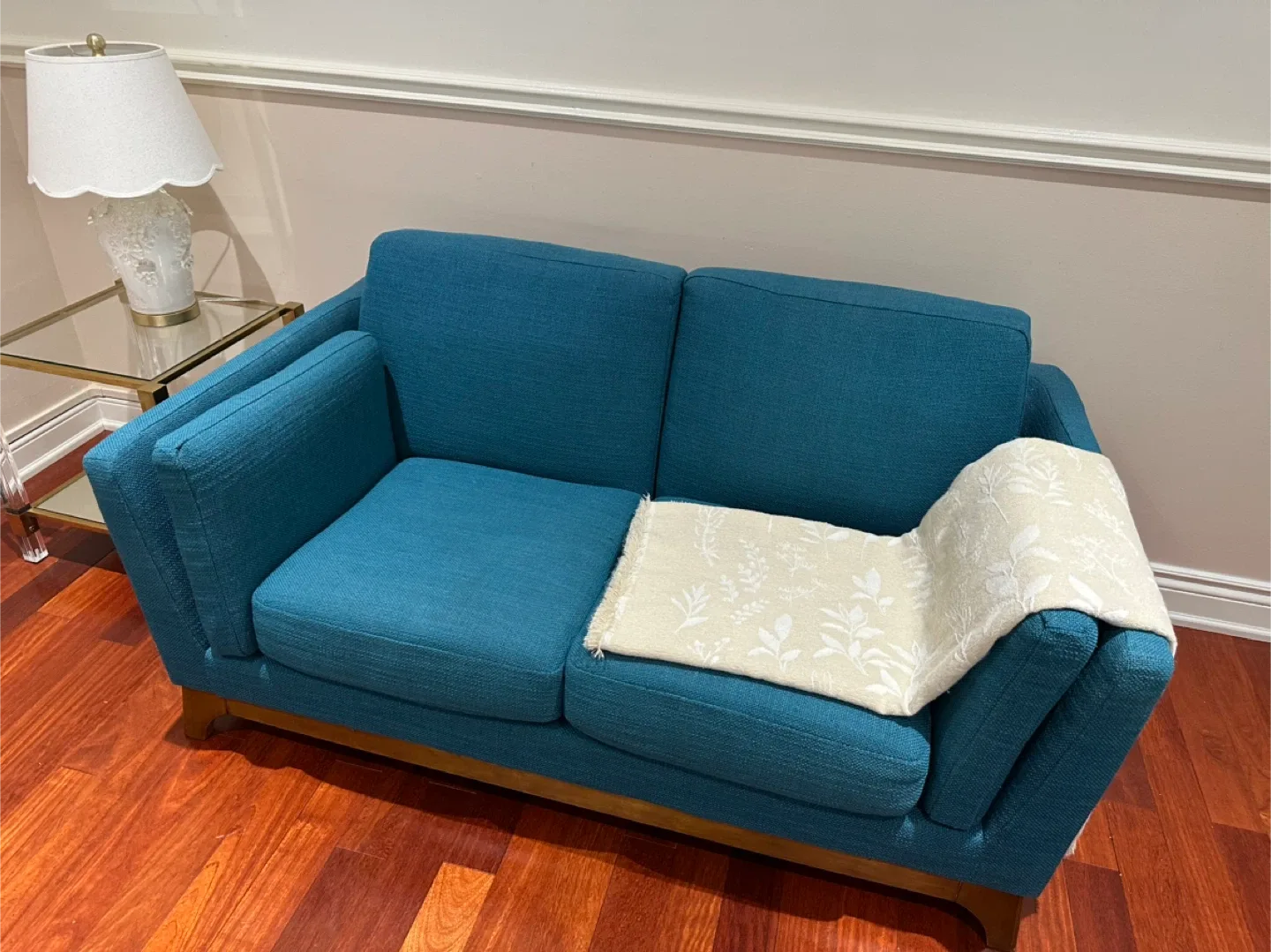 Article Loveseat Sofa image indicator(2)