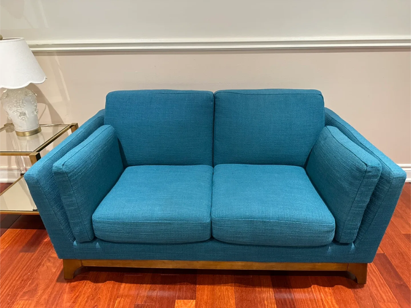 Article Loveseat Sofa image indicator(4)