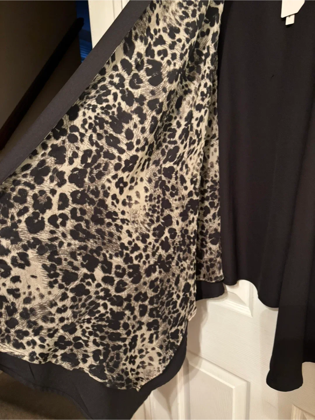 Red Coral Black Cardigan - Size XXL image indicator(2)