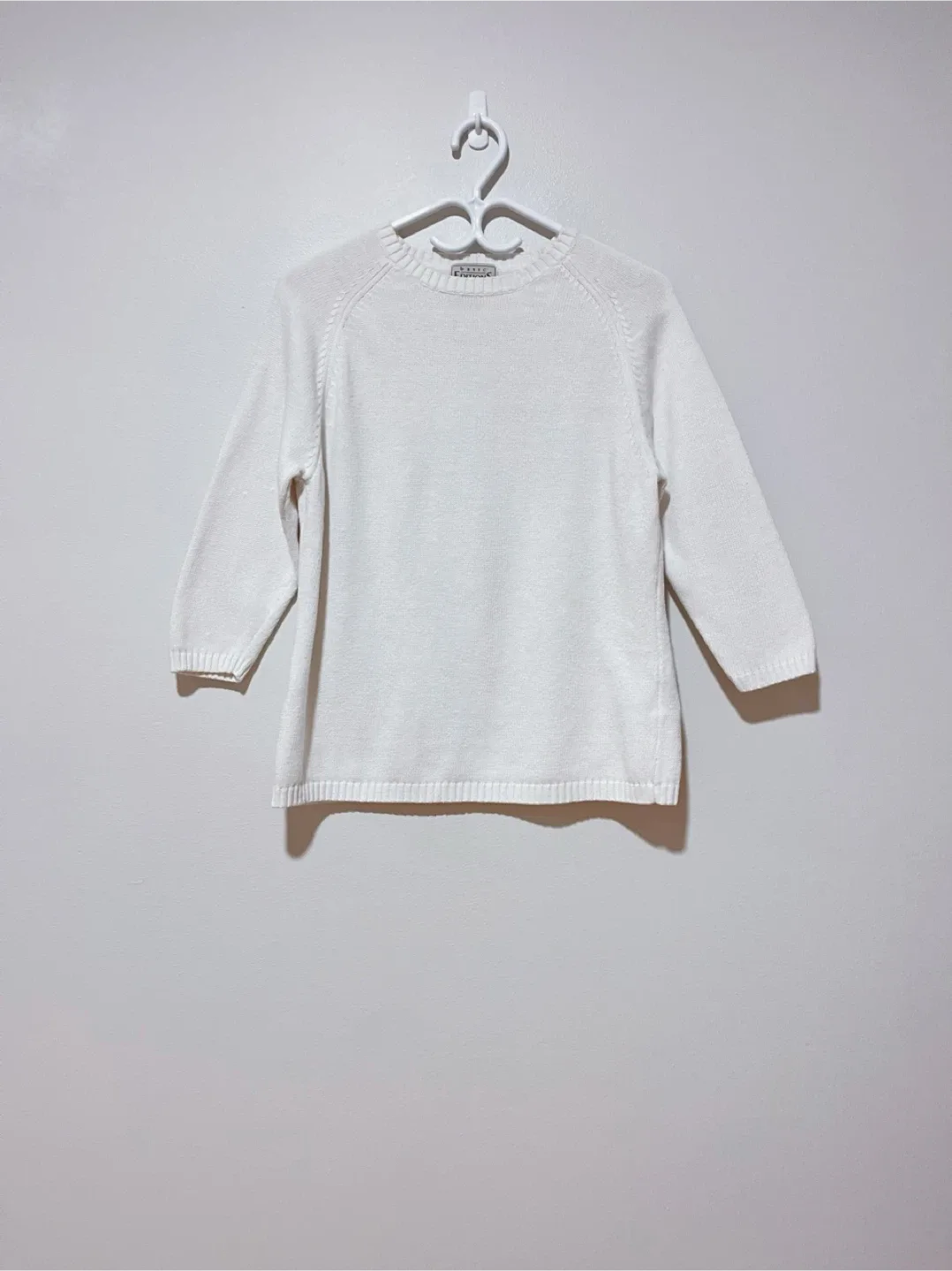 Two Women’s Sweaters image indicator(2)