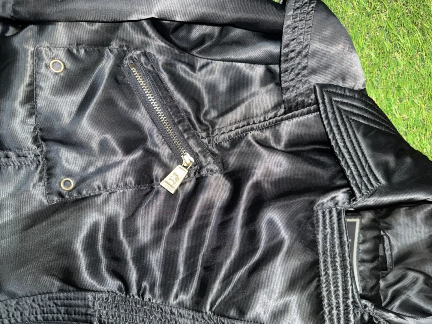 Burberry Black Jacket image indicator(5)