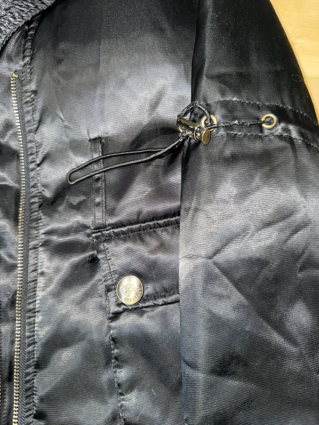 Burberry Black Jacket image indicator(3)