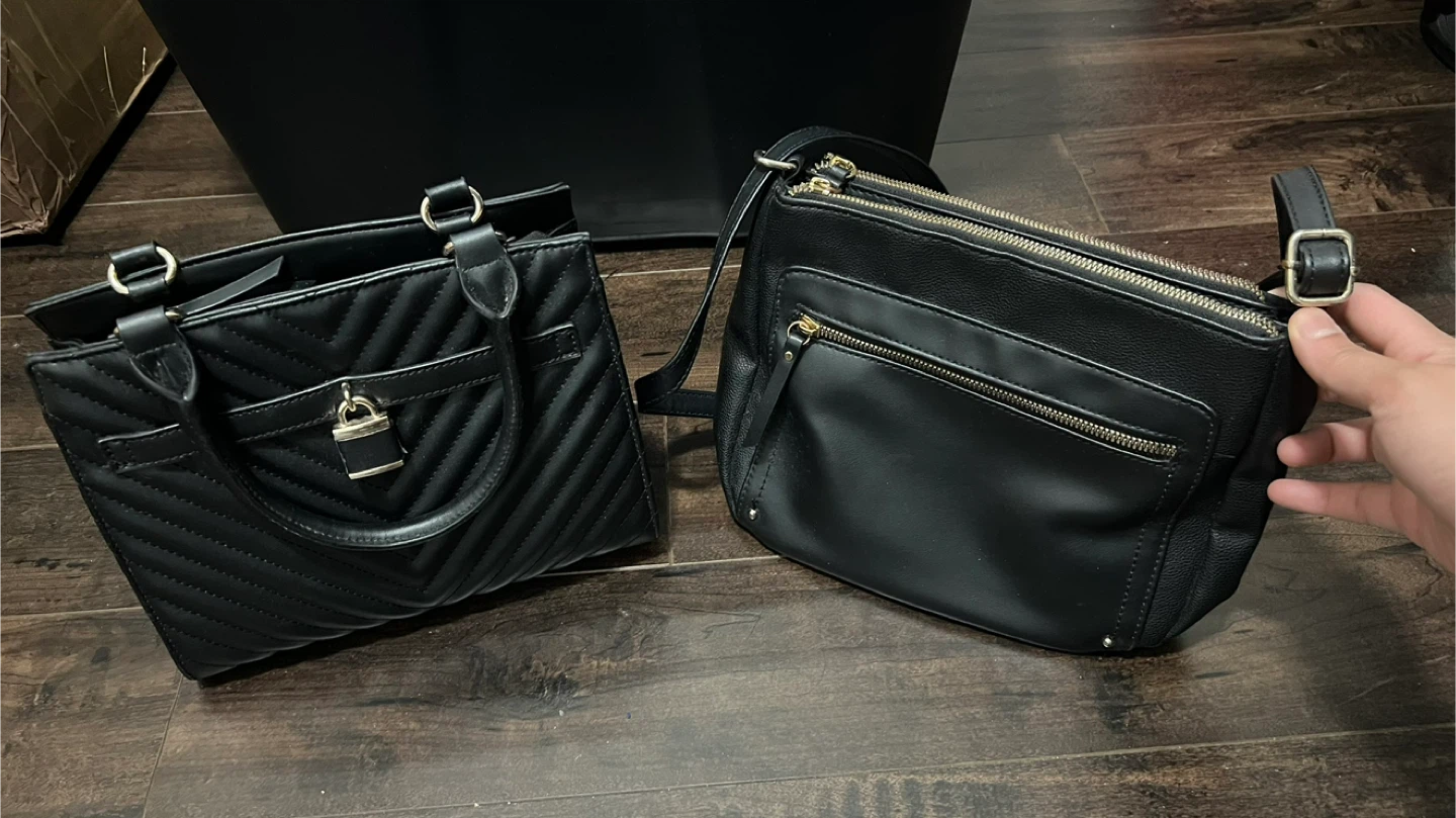 Assorted Women's Handbags - photo 2