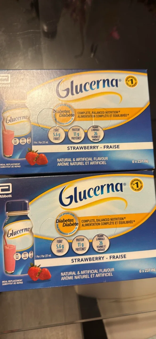 Glucerna Strawberry Meal Replacement 6 x 237 mL - New!