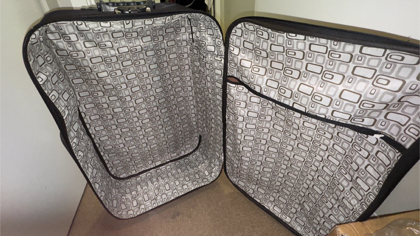 Delsey Black Rolling Suitcase - photo 3