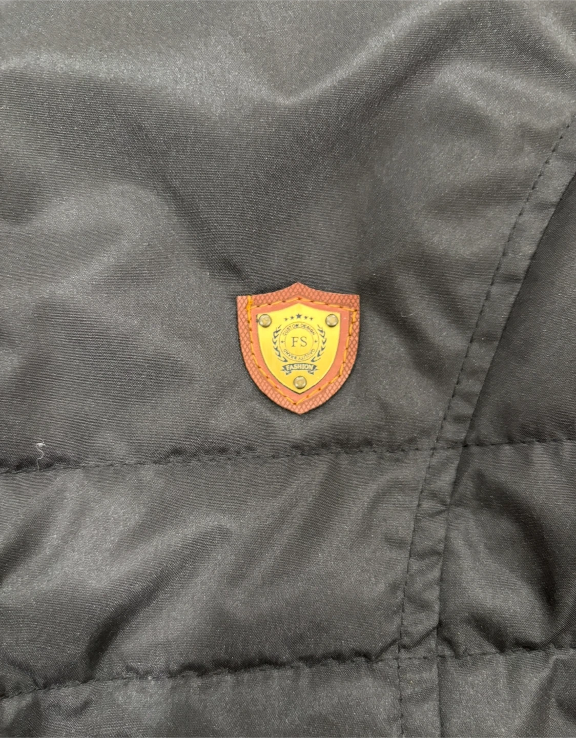 Black Padded Vest Size Large - photo 3