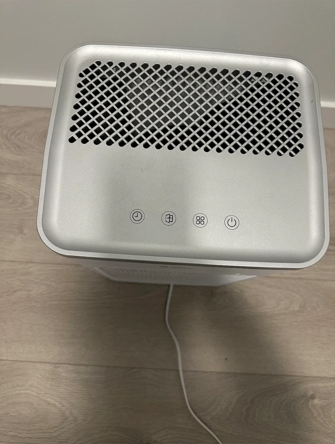 GREE Air Purifier - Great Condition! image indicator(2)