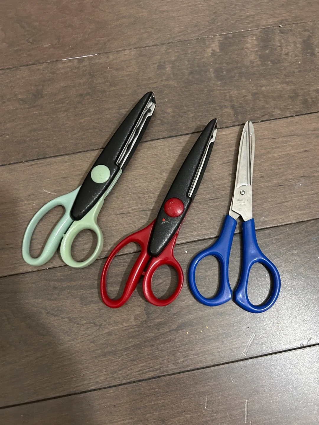 Decorative Edge Scissors - Set of 3 image indicator(2)