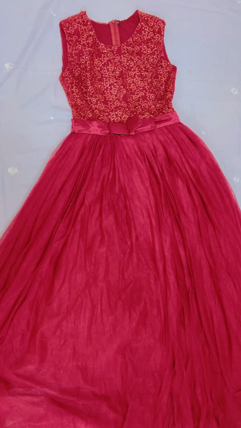 Red Sleeveless Dress image indicator(5)