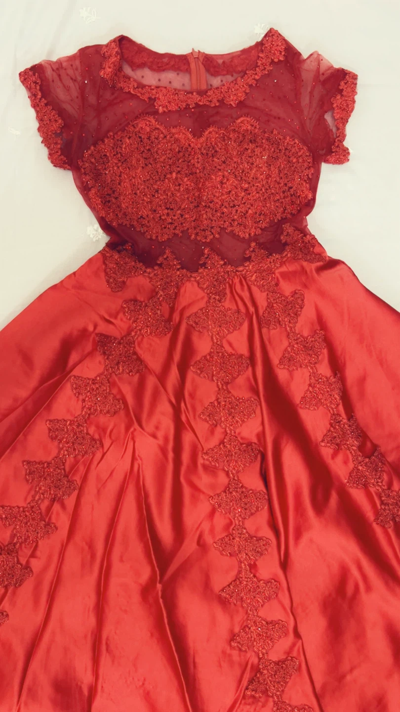 Red  Dress with Lace Detail - photo 2