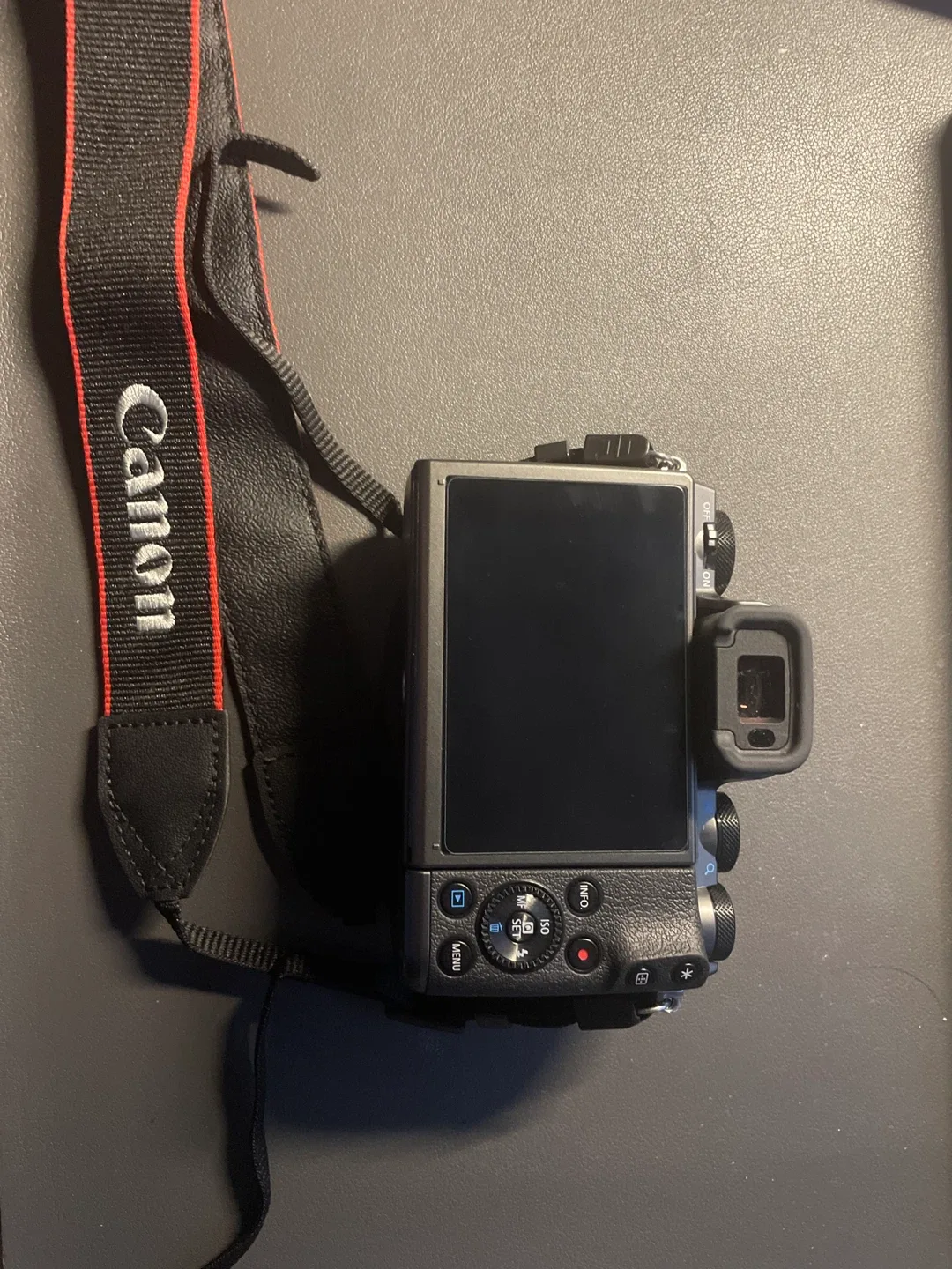 Canon EOS M5 Camera with 55-200mm IS STM Lens and 15-45Is STM