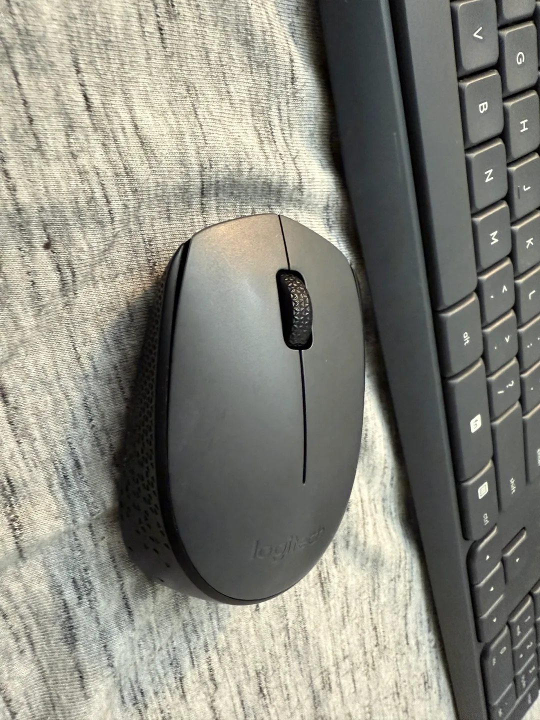 Logitech Wireless Keyboard and Mouse Combo - Dark Grey