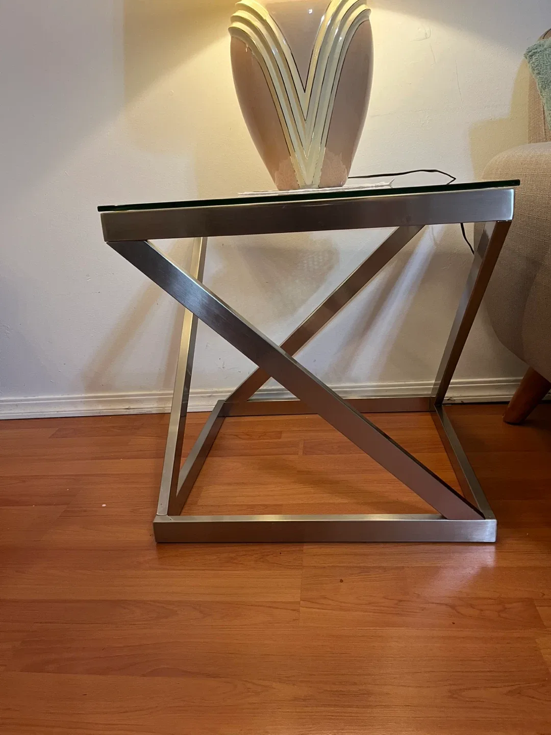 Glass Top End Table image indicator(5)