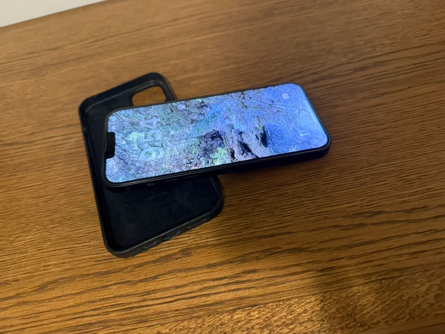 iPhone 14 Plus- Black image indicator(3)