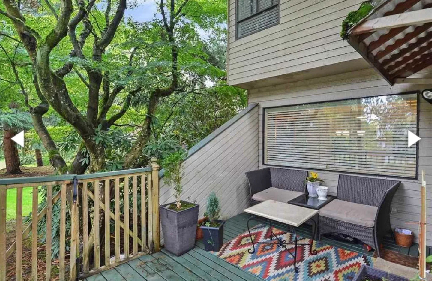 Townhouse in South Surrey image indicator(2)