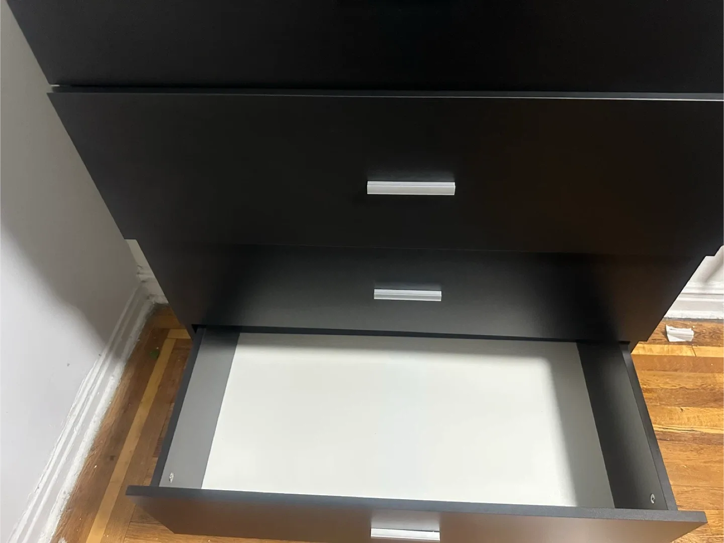 Black 5-Drawer Dresser image indicator(5)