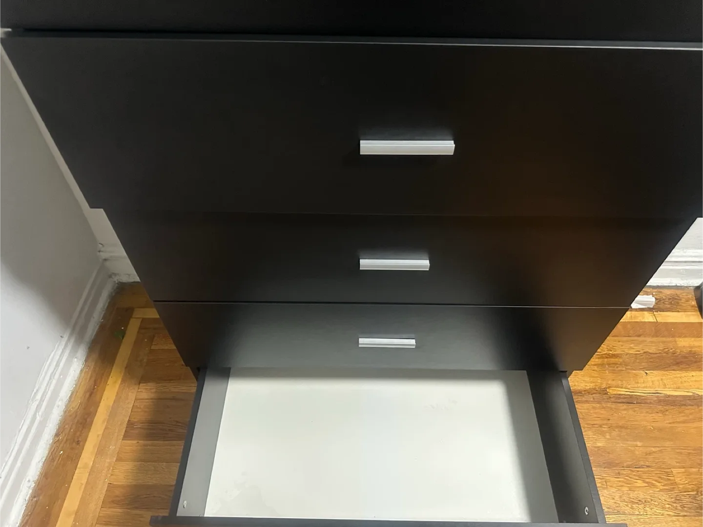 Black 5-Drawer Dresser image indicator(6)