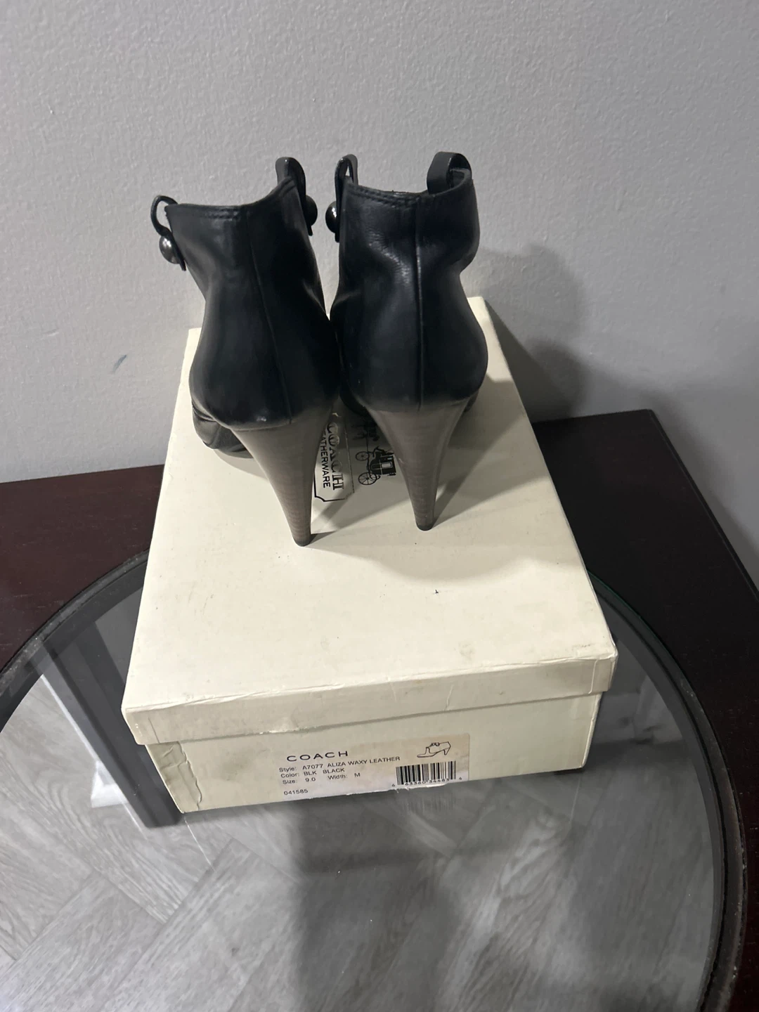 Brand New Coach black leather bootie size 9M - photo 4