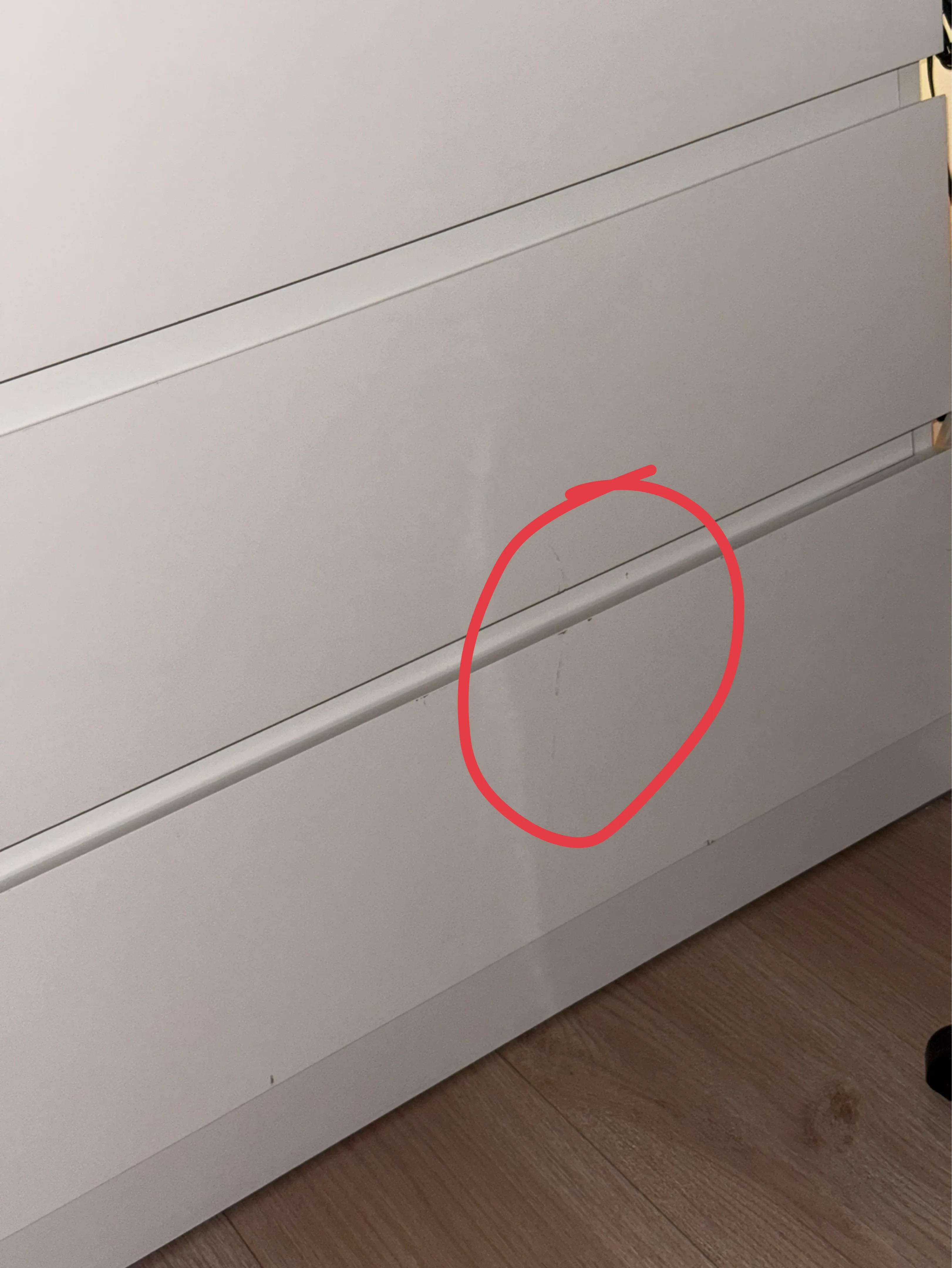 IKEA Malm 6-Drawer Dresser image indicator(4)