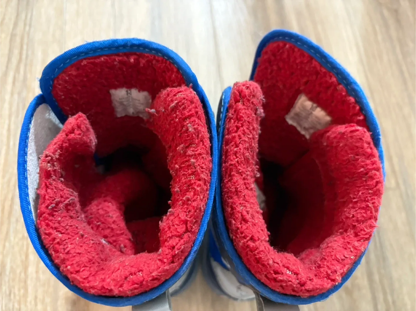 Spider-Man Winter Boots - Size 13 image indicator(2)