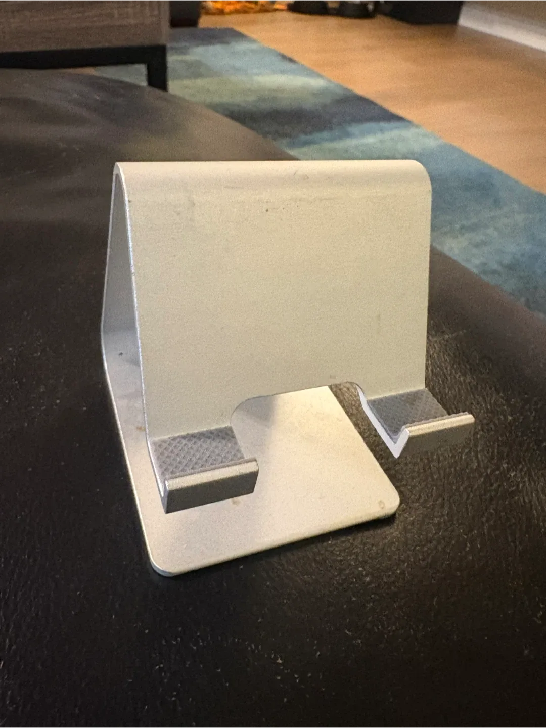 Silver Phone/Tablet Stand thumbnail