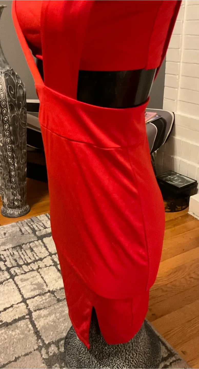 Brand New Fashion Nova Red Dress - Size M image indicator(9)