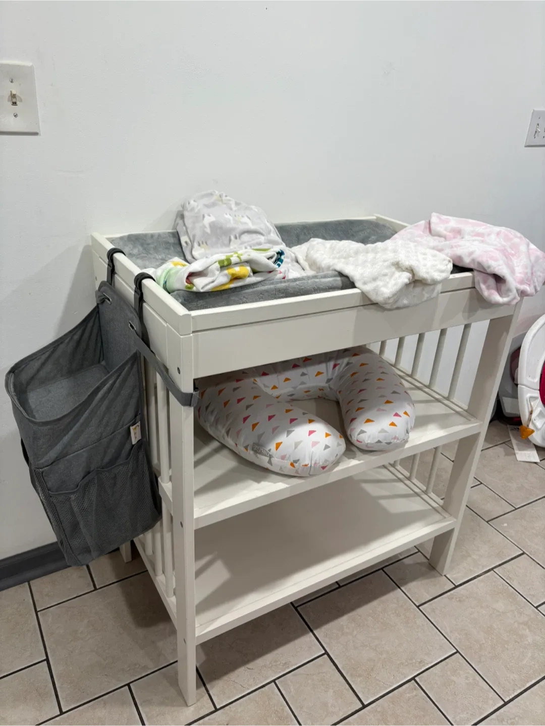 White Baby Changing Table with Storage image indicator(2)