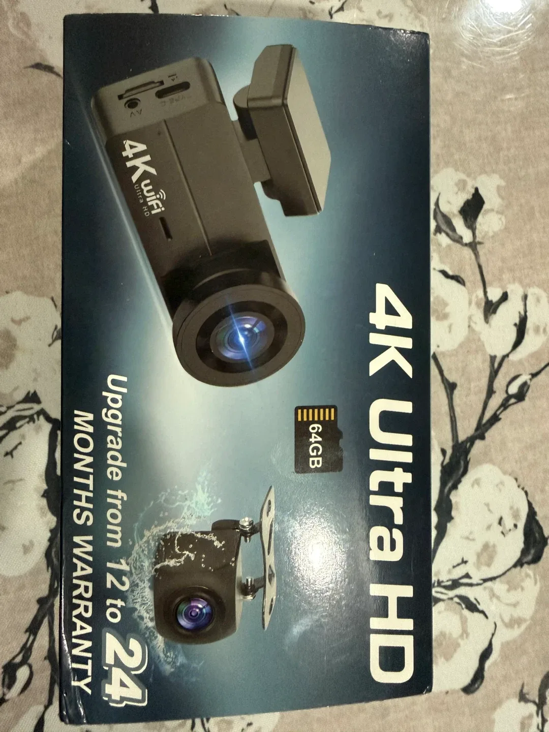 4K WiFi Ultra HD Dual Dash Cam - New in Box! image indicator(4)