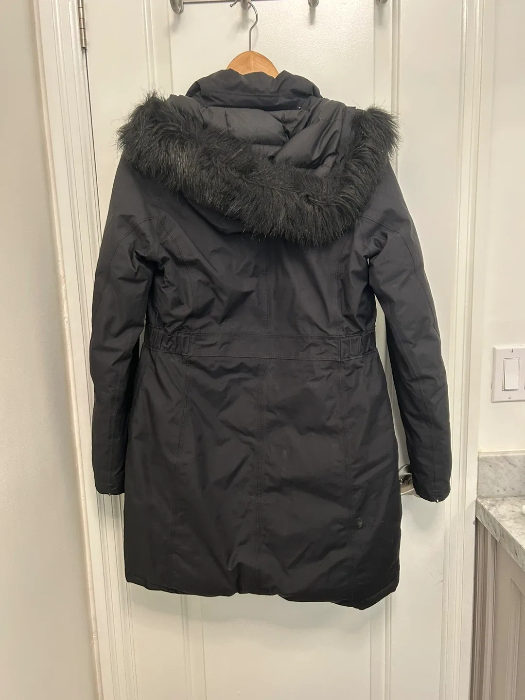 The North Face Parka - Black - Size Small image indicator(2)