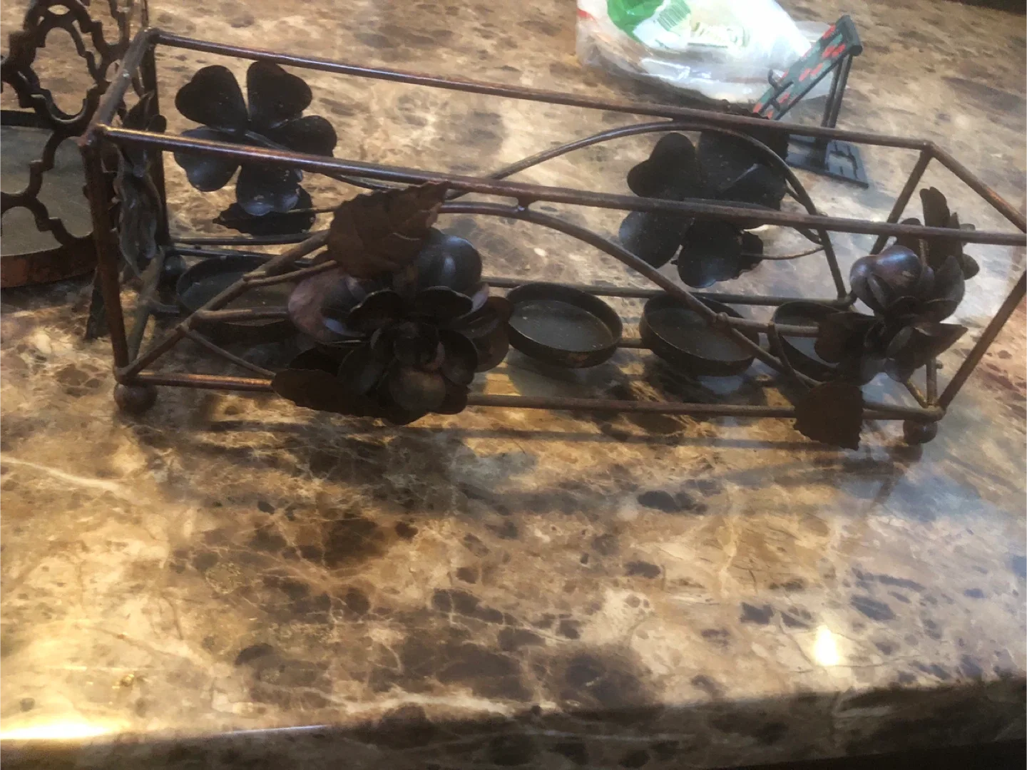 Metal Floral Candle Holders image indicator(3)