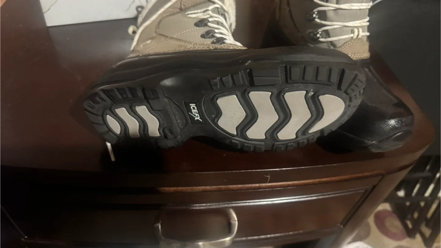 Wind River Winter Boots image indicator(2)