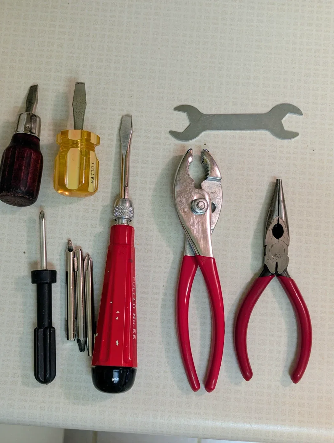 TOOLS - Fuller & Stanley Screwdrivers & Pliers Set thumbnail