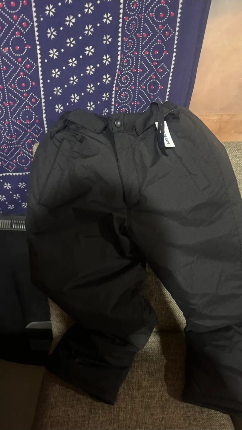 Old Navy Black Snow Pants I have 2  brand new size 14 teen image indicator(2)