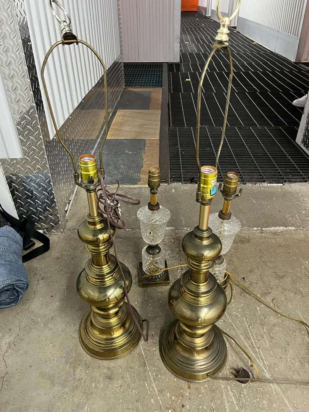 Vintage Brown Wooden Furniture Set image indicator(10)