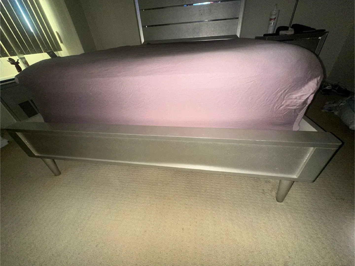 Queen Size Bed Frame image indicator(2)
