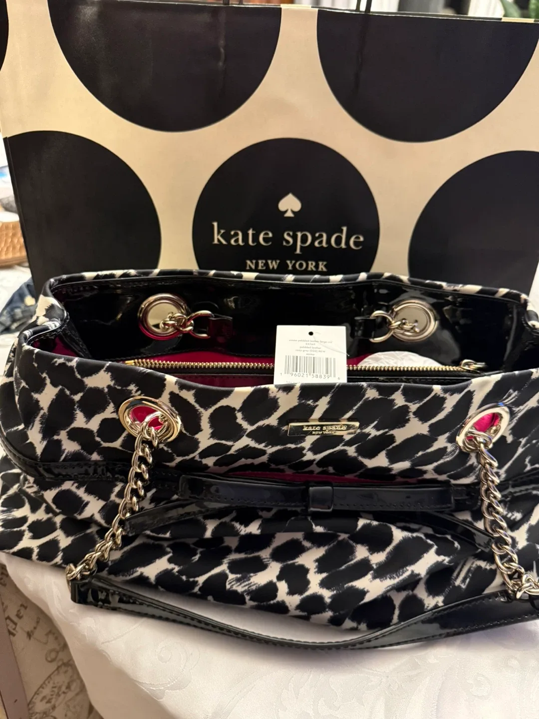 Kate Spade Black & White Tote Bag image indicator(2)
