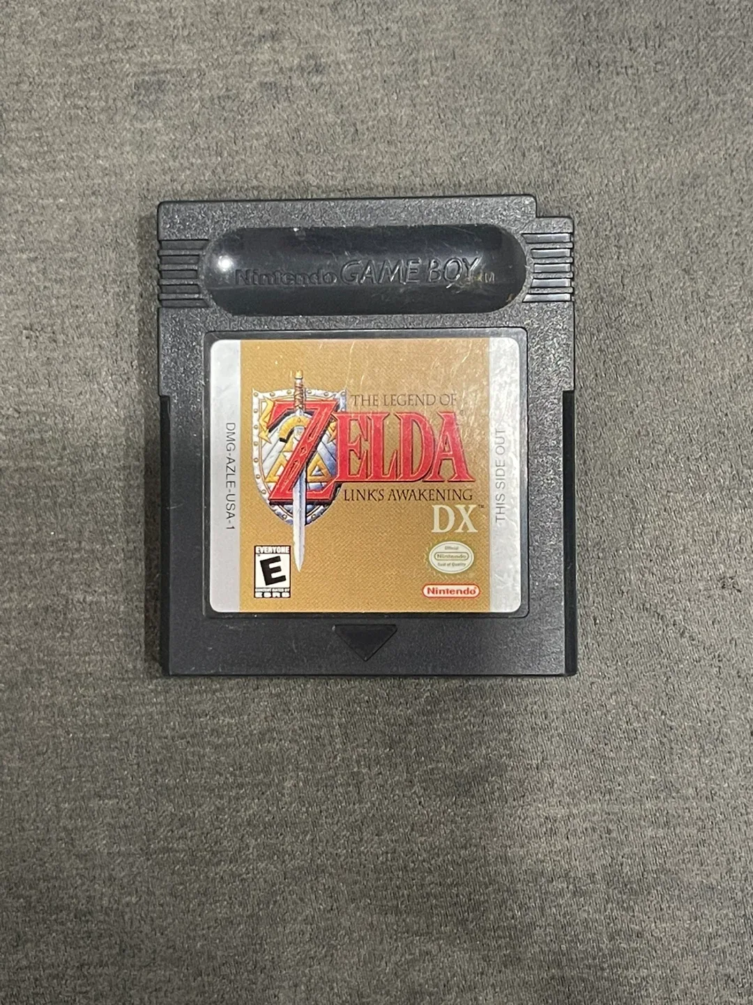 Legend of Zelda: Link's Awakening DX - Game Boy thumbnail