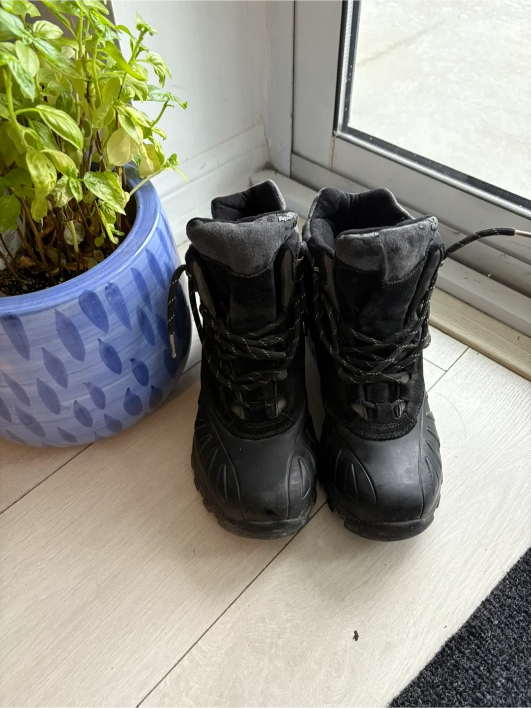 Cougar Winter Boots W8 thumbnail