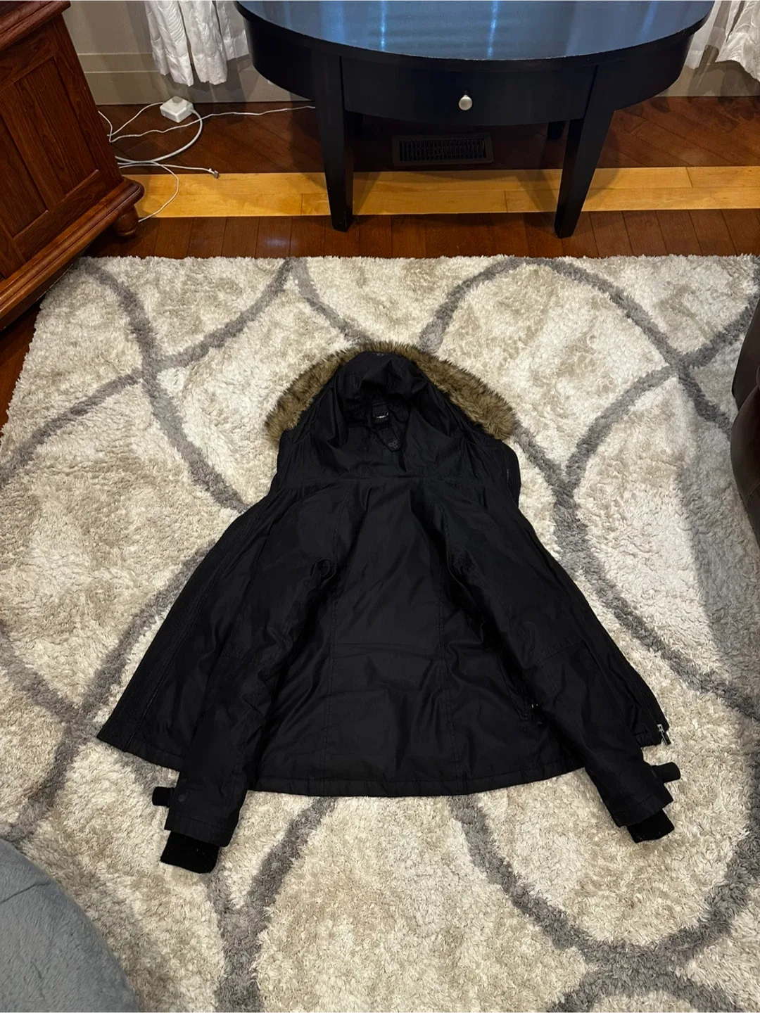 TNA/Aritzia Summit Parka - XS - Black image indicator(5)