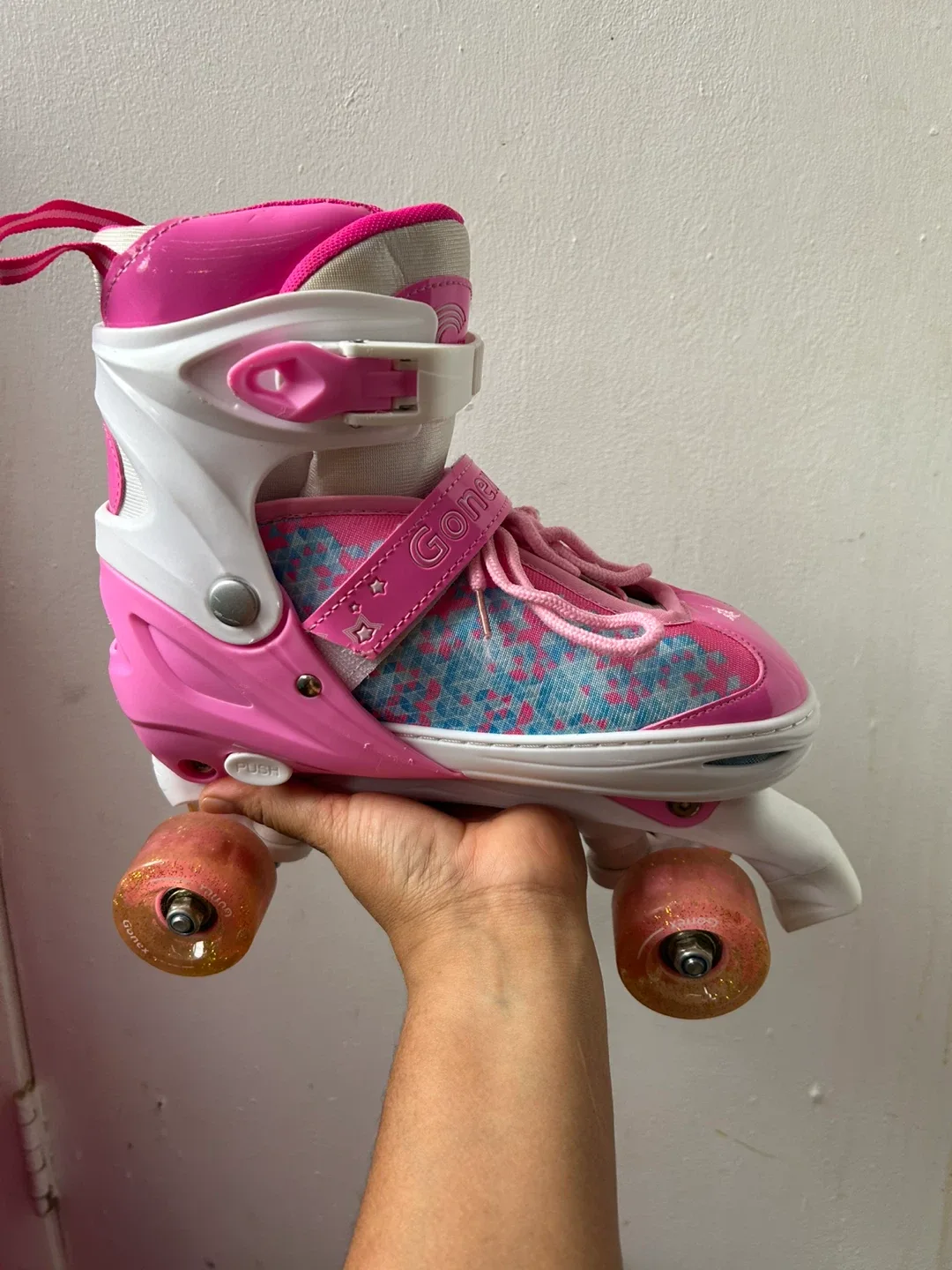 Roller skates size 4-7 image indicator(4)