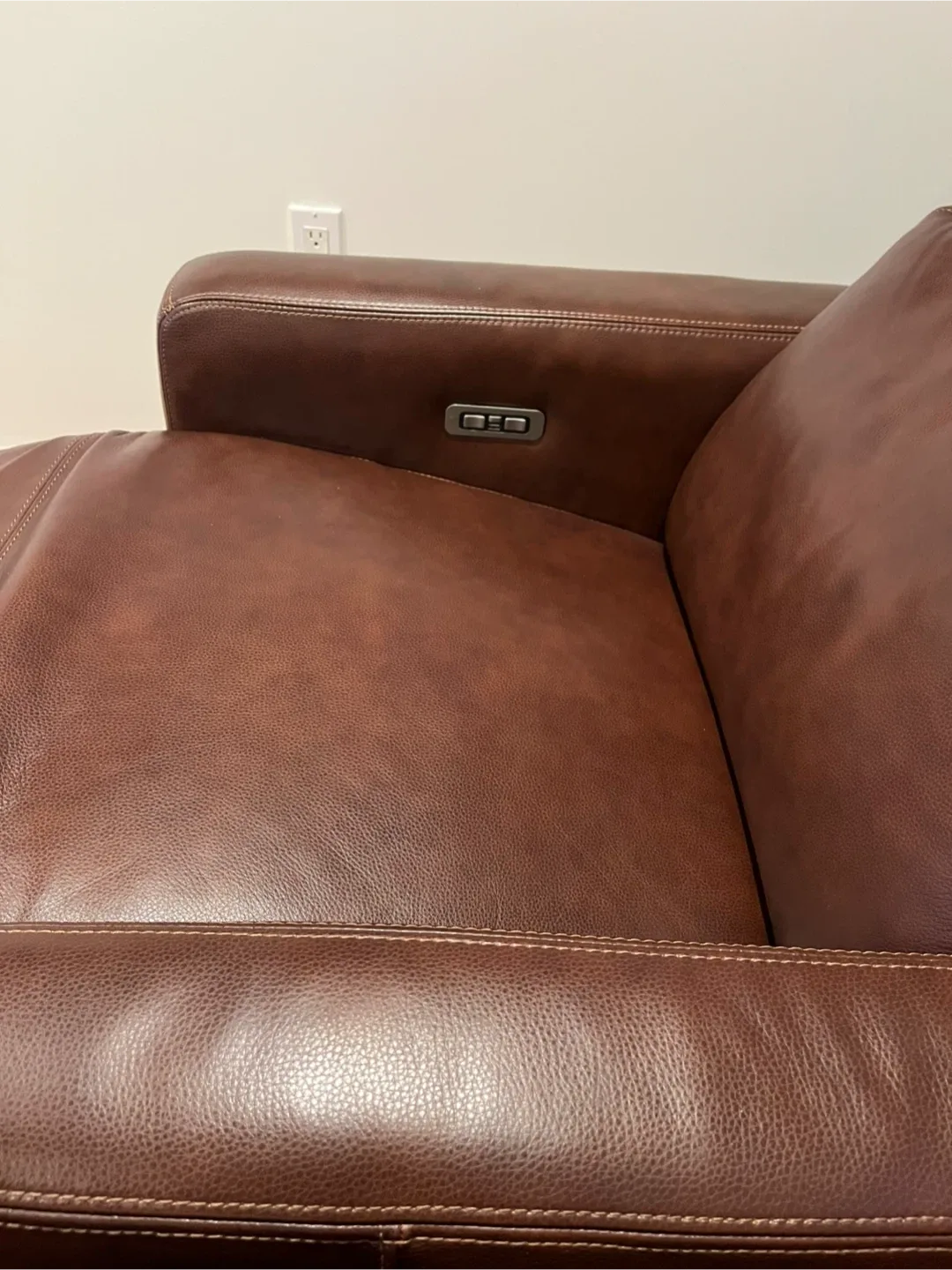 Brown Leather Power Recliner Chair image indicator(3)