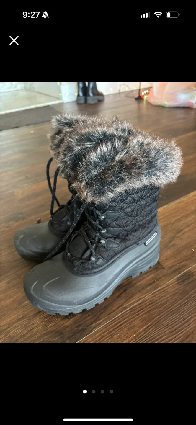 Sorel Winter Boots thumbnail