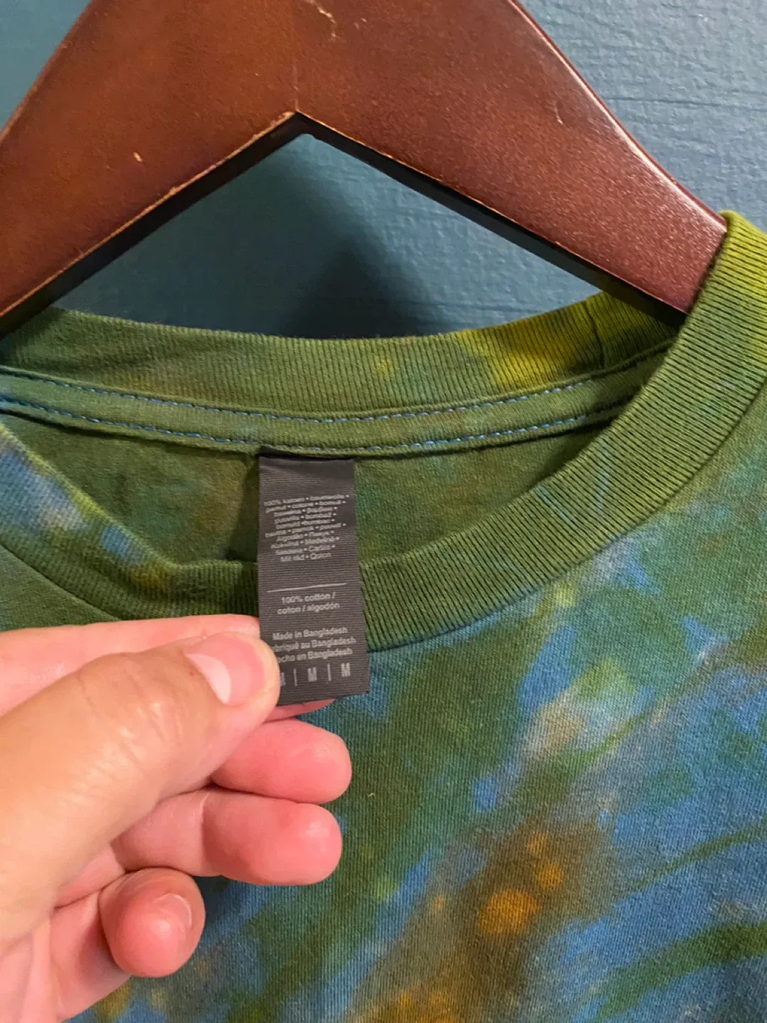 Hand Tie Dye T-Shirt - Unisex Size M image indicator(3)