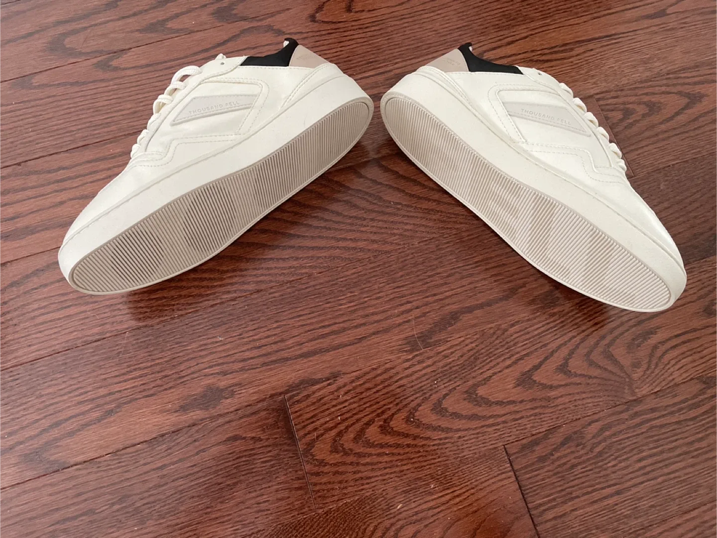 Frank and Oak Sneakers NEW image indicator(3)