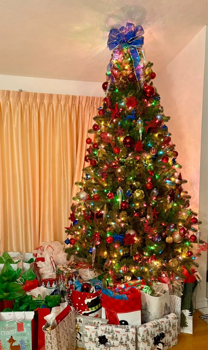 Christmas Tree 9 Feet with Multicoloured Lights image indicator(2)