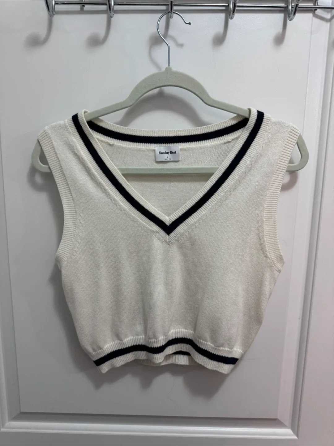 Sunday Best Sweater Vest - Size S thumbnail