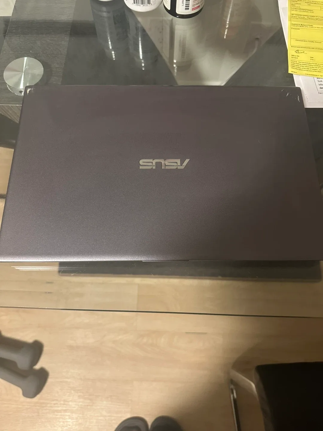 ASUS VivoBook Laptop - Core i5, 8GB RAM image indicator(3)