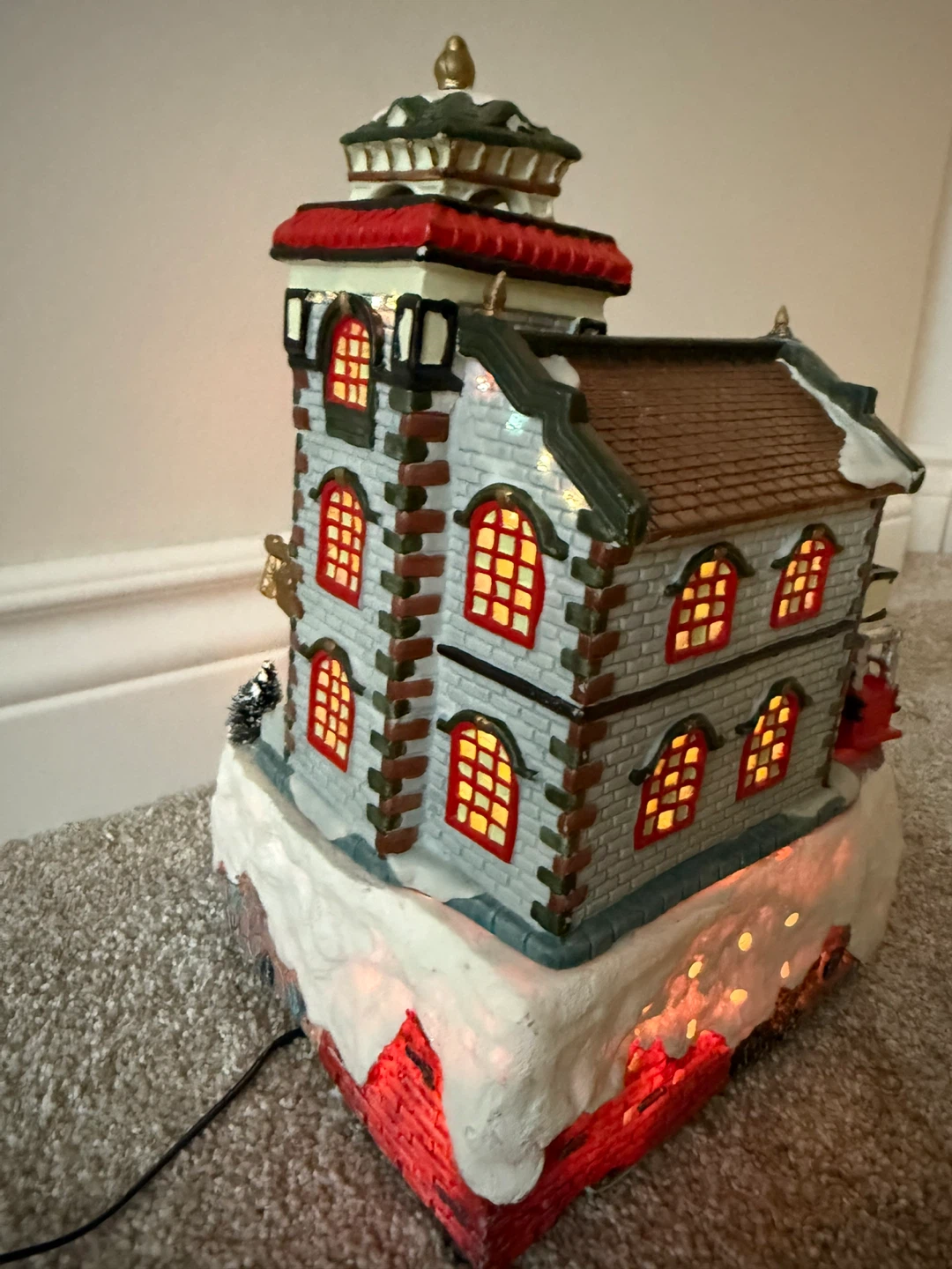 Christmas village Fire station - photo 3
