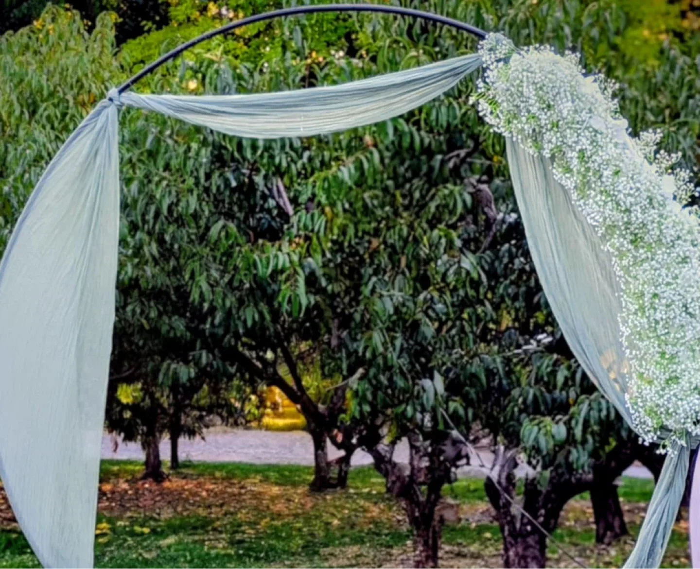 Baby's Breath Flower Garland image indicator(2)